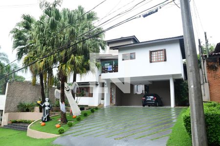 Casa de condomínio para alugar com 750m², 4 quartos e 8 vagasFachada