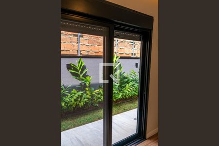 Casa de condomínio à venda com 210m², 3 quartos e 4 vagasSuíte 2