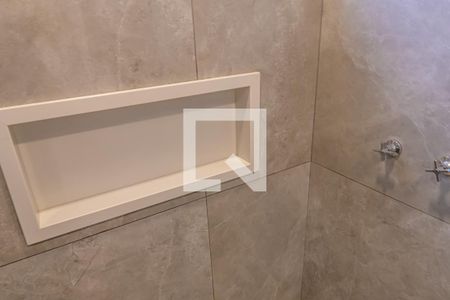 Casa de condomínio à venda com 210m², 3 quartos e 4 vagasBanheiro da Suíte 1