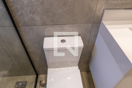 Casa de condomínio à venda com 210m², 3 quartos e 4 vagasBanheiro da Suíte 1