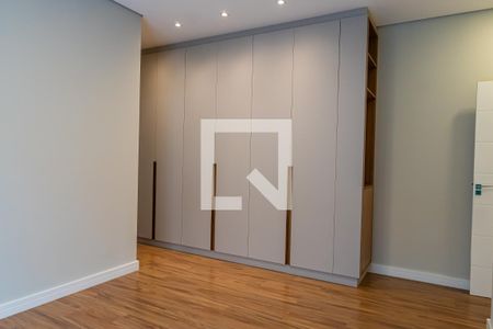 Casa de condomínio à venda com 210m², 3 quartos e 4 vagasSuíte 3