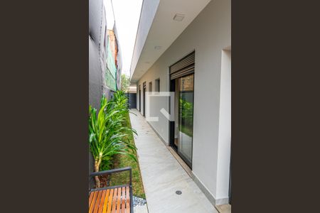 Casa de condomínio à venda com 210m², 3 quartos e 4 vagasQuintal