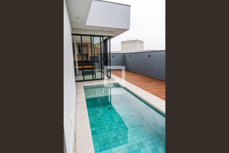 Casa de condomínio à venda com 210m², 3 quartos e 4 vagasQuintal