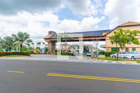 Casa de condomínio à venda com 210m², 3 quartos e 4 vagasFachada