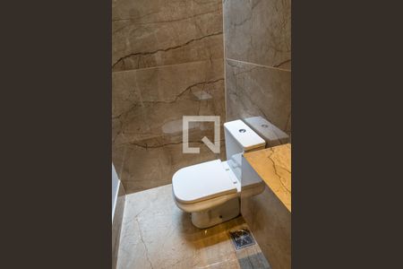 Casa de condomínio à venda com 210m², 3 quartos e 4 vagasBanheiro da Suíte 3