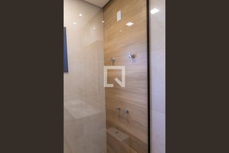 Casa de condomínio à venda com 210m², 3 quartos e 4 vagasBanheiro da Suíte 3