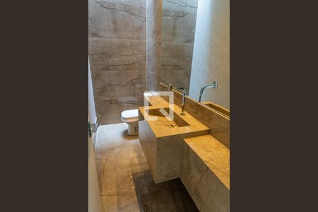 Casa de condomínio à venda com 210m², 3 quartos e 4 vagasBanheiro da Suíte 3