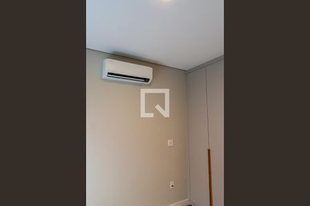 Casa de condomínio à venda com 210m², 3 quartos e 4 vagasSuíte 2