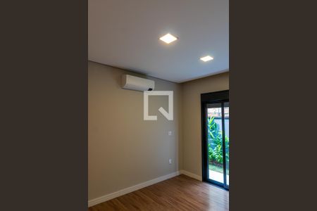 Casa de condomínio à venda com 210m², 3 quartos e 4 vagasSuíte 3