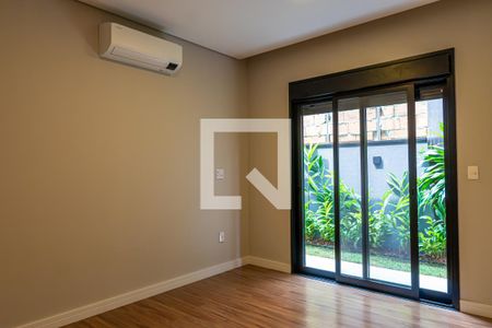 Casa de condomínio à venda com 210m², 3 quartos e 4 vagasSuíte 3