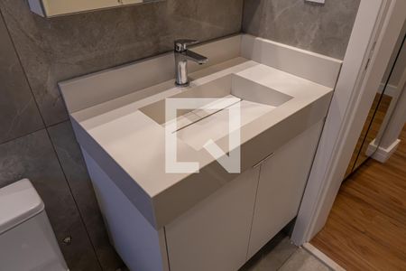 Casa de condomínio à venda com 210m², 3 quartos e 4 vagasBanheiro da Suíte 1