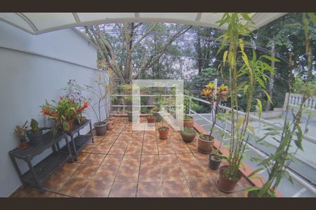 Casa à venda com 164m², 3 quartos e 3 vagasVaranda