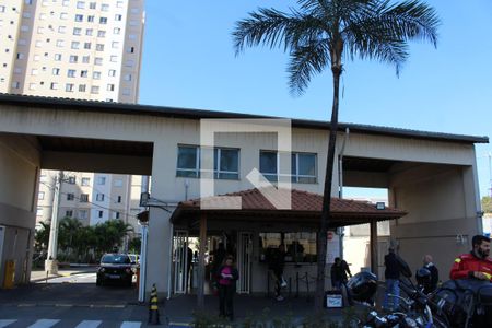 Apartamento para alugar com 45m², 2 quartos e 1 vagaFachada e portaria