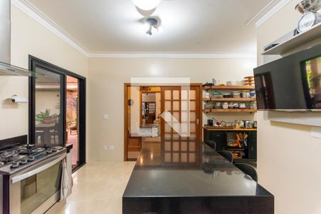 Casa de condomínio à venda com 374m², 4 quartos e 6 vagasCozinha