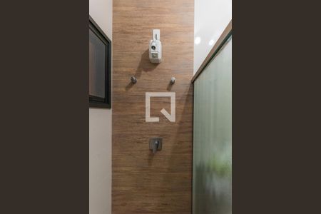 Casa de condomínio à venda com 374m², 4 quartos e 6 vagasBanheiro da Suíte 2