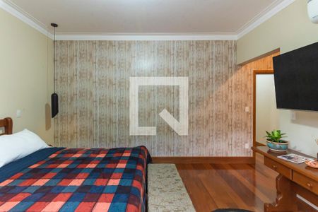 Casa de condomínio à venda com 374m², 4 quartos e 6 vagasSuíte 1