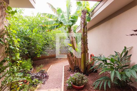 Casa de condomínio à venda com 374m², 4 quartos e 6 vagasJardim/Pomar