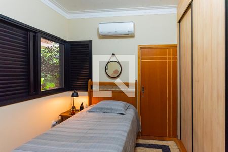 Casa de condomínio à venda com 374m², 4 quartos e 6 vagasSuíte 2