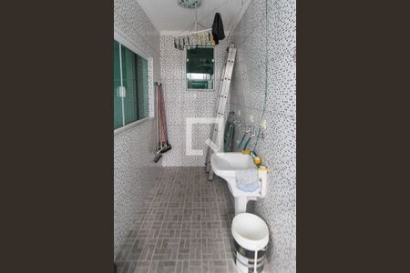 Casa para alugar com 75m², 2 quartos e 1 vaga Casa para alugar com 75m², 2 quartos e 1 vagaÁrea de Serviço