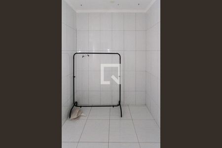 Casa para alugar com 75m², 2 quartos e 1 vaga Casa para alugar com 75m², 2 quartos e 1 vagaCloset