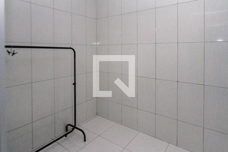Casa para alugar com 75m², 2 quartos e 1 vaga Casa para alugar com 75m², 2 quartos e 1 vagaCloset