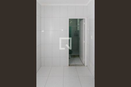 Casa para alugar com 75m², 2 quartos e 1 vaga Casa para alugar com 75m², 2 quartos e 1 vagaCloset