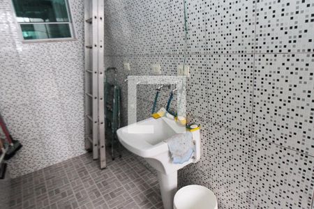 Casa para alugar com 75m², 2 quartos e 1 vaga Casa para alugar com 75m², 2 quartos e 1 vagaÁrea de Serviço