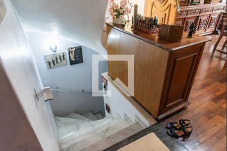 Casa à venda com 260m², 4 quartos e 4 vagasAcesso a garagem