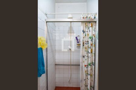 Casa à venda com 260m², 4 quartos e 4 vagasBanheiro de serviço