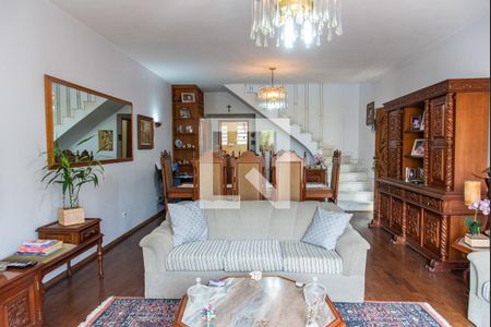 Sala de casa à venda com 4 quartos, 260m² em Vila Mariana, São Paulo