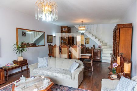 Sala de casa à venda com 4 quartos, 260m² em Vila Mariana, São Paulo