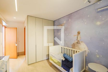 Casa de condomínio à venda com 550m², 5 quartos e 5 vagasSuíte 1