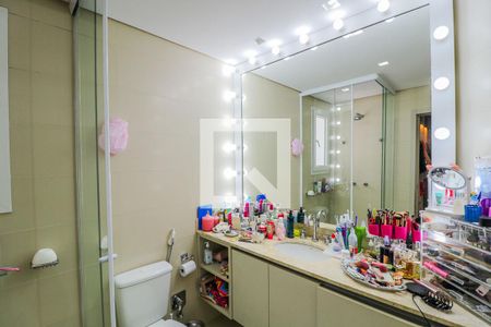 Casa de condomínio à venda com 550m², 5 quartos e 5 vagasBanheiro 2 Closet Suíte 3