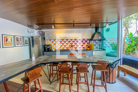 Casa de condomínio à venda com 550m², 5 quartos e 5 vagasChurrasqueira