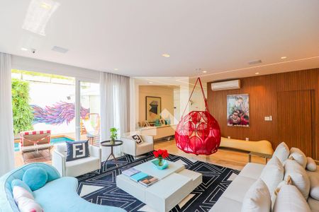 Casa de condomínio à venda com 550m², 5 quartos e 5 vagasSala