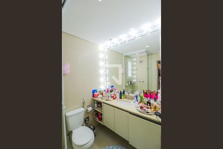 Casa de condomínio à venda com 550m², 5 quartos e 5 vagasBanheiro 2 Closet Suíte 3