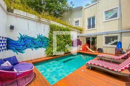 Casa de condomínio à venda com 550m², 5 quartos e 5 vagasPiscina