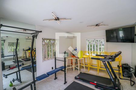 Casa de condomínio à venda com 550m², 5 quartos e 5 vagasAcademia