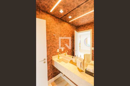 Casa de condomínio à venda com 550m², 5 quartos e 5 vagasLavabo