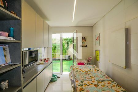 Casa de condomínio à venda com 550m², 5 quartos e 5 vagasCozinha