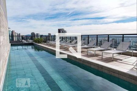 Studio para alugar com 25m², 1 quarto e sem vaga Studio para alugar com 25m², 1 quarto e sem vagaPiscina