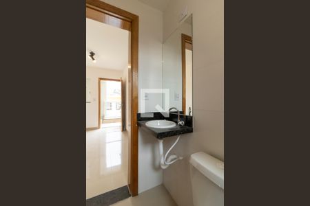 Banheiro de apartamento para alugar com 1 quarto, 33m² em Vila Prudente, São Paulo
