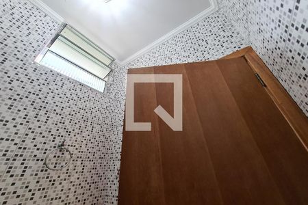 Lavabo de casa para alugar com 1 quarto, 60m² em São Lucas, São Paulo