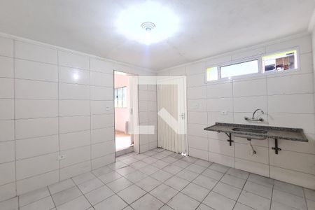 Casa para alugar com 60m², 1 quarto e sem vaga Casa para alugar com 60m², 1 quarto e sem vagaCozinha