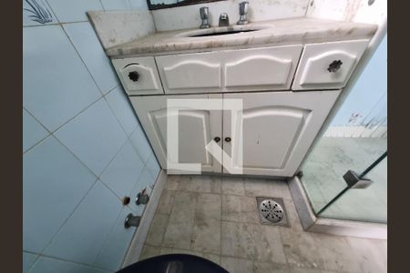 Apartamento para alugar com 245m², 4 quartos e 2 vagasBanheiro da Suíte 2