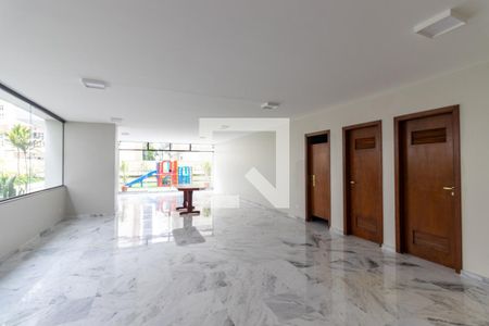 Apartamento para alugar com 160m², 3 quartos e 2 vagasÁrea comum do prédio - Salão de festas