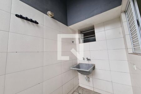 Casa para alugar com 50m², 1 quarto e sem vagaÁrea de Serviço