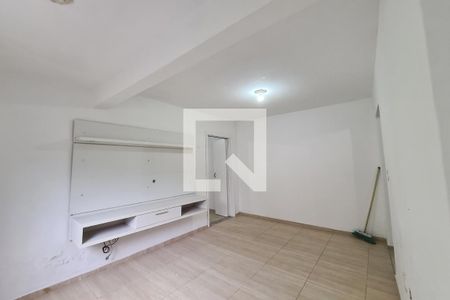 Sala de casa para alugar com 1 quarto, 50m² em São Lucas, São Paulo