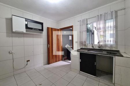 Cozinha de casa para alugar com 1 quarto, 50m² em São Lucas, São Paulo
