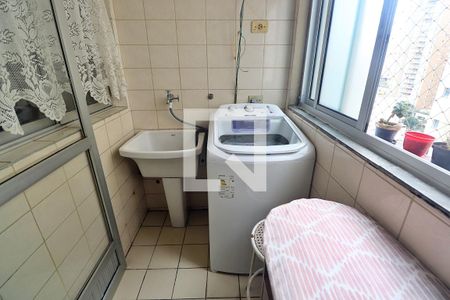 Apartamento à venda com 84m², 3 quartos e 1 vagaÁrea de Serviço